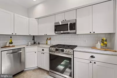 236 Warren Street NE, Washington, DC 20002 - Photo 9