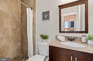 236 Warren St NE, Washington, DC 20002 - Photo 21