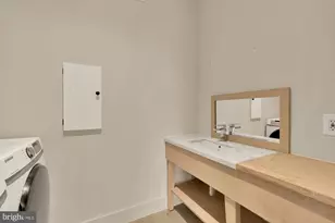 2100 4th St NE, Washington, DC 20002 - Photo 43