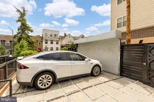 2100 4th St NE, Washington, DC 20002 - Photo 47