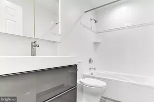 3221 Sutton Pl NW, Washington, DC 20016 - Photo 13