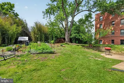 4512 Macarthur Boulevard NW, Washington, DC 20007 - Photo 17