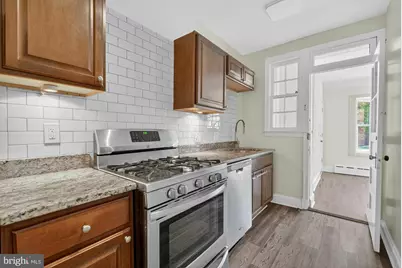 4512 Macarthur Boulevard NW, Washington, DC 20007 - Photo 5