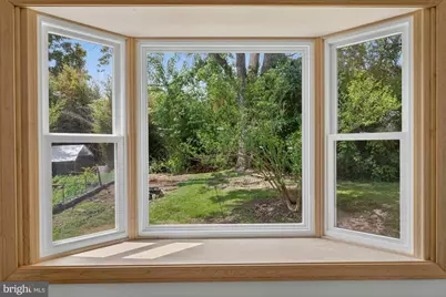 4512 Macarthur Boulevard NW, Washington, DC 20007 - Photo 7