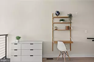 732 15th St SE, Washington, DC 20003 - Photo 17
