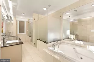 2137 R St NW, Washington, DC 20008 - Photo 21