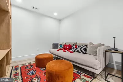 1729 T Street NW #3, Washington, DC 20009 - Photo 27