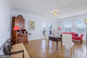 4000 Cathedral Ave NW, Washington, DC 20016 - Photo 7