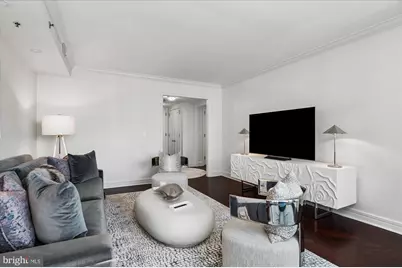 1155 23rd Street NW #5L, Washington, DC 20037 - Photo 3