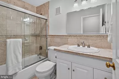 3271 Sutton Place NW #D, Washington, DC 20016 - Photo 17