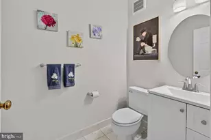 3271 Sutton Pl NW, Washington, DC 20016 - Photo 7