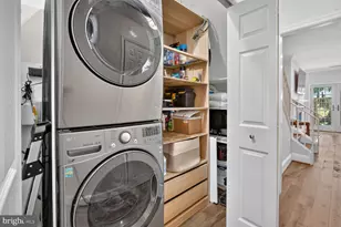 3271 Sutton Pl NW, Washington, DC 20016 - Photo 9