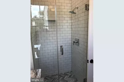 1512 NW Wisconsin Avenue NW #2, Washington, DC 20007 - Photo 9