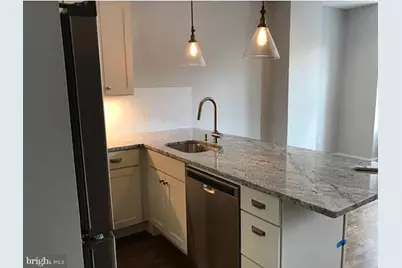 1512 NW Wisconsin Avenue NW #2, Washington, DC 20007 - Photo 3