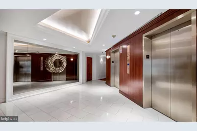 955 26th NW #202, Washington, DC 20037 - Photo 5