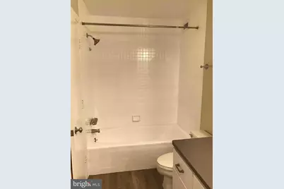 955 26th NW #202, Washington, DC 20037 - Photo 17