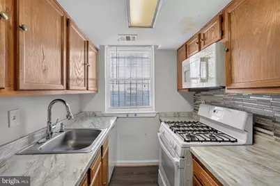 724 Brandywine Street SE #103, Washington, DC 20032 - Photo 3