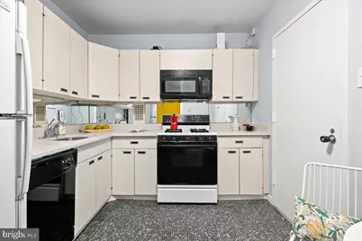 3001 Veazey Terrace NW #322, Washington, DC 20008 - Photo 29