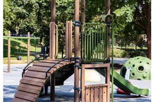 4000 Tunlaw Rd NW, Washington, DC 20007 - Photo 31