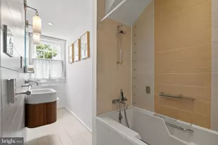 2721 O St NW, Washington, DC 20007 - Photo 29