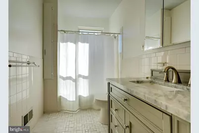 1209 I Street SE, Washington, DC 20003 - Photo 27
