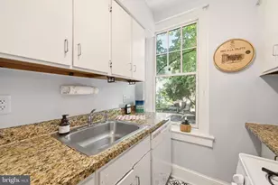 2410 20th St NW, Washington, DC 20009 - Photo 21