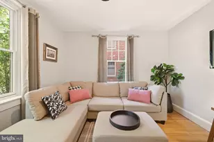 2410 20th St NW, Washington, DC 20009 - Photo 13