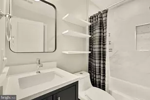 2556 University Pl NW, Washington, DC 20009 - Photo 21