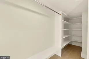 2556 University Pl NW, Washington, DC 20009 - Photo 27