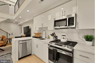 2556 University Place NW #302, Washington, DC 20009 - Photo 13