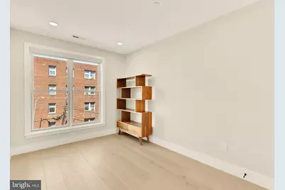 2556 University Place NW #302, Washington, DC 20009 - Photo 19