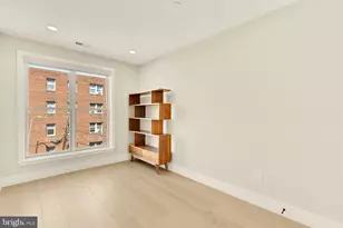 2556 University Pl NW, Washington, DC 20009 - Photo 19