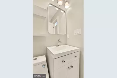 2556 University Place NW #302, Washington, DC 20009 - Photo 15