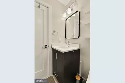 2556 University Place NW #302, Washington, DC 20009 - Photo 23