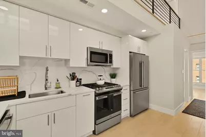 2556 University Place NW #302, Washington, DC 20009 - Photo 11