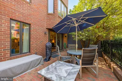 1045 31st Street NW #104, Washington, DC 20007 - Photo 15