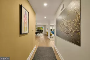 1045 31st St NW, Washington, DC 20007 - Photo 5