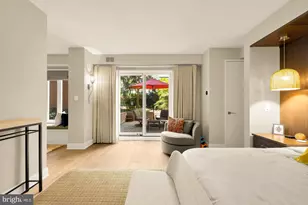 1045 31st St NW, Washington, DC 20007 - Photo 31