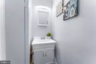 36 Randolph Pl NW, Washington, DC 20001 - Photo 21
