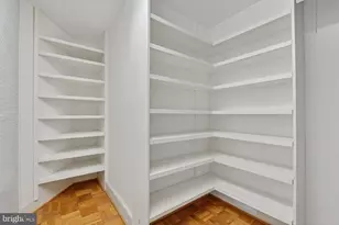4000 Cathedral Ave NW, Washington, DC 20016 - Photo 35