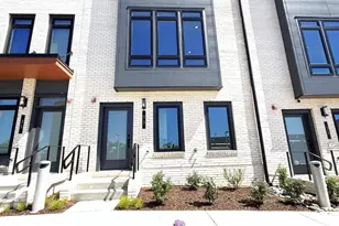 33 Lower Service Ct NW, Washington, DC 20001 - Photo 3