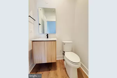 33 Lower Service Court NW, Washington, DC 20001 - Photo 17