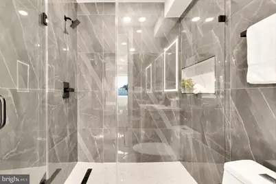 2305 Nicholson SE #202, Washington, DC 20020 - Photo 31