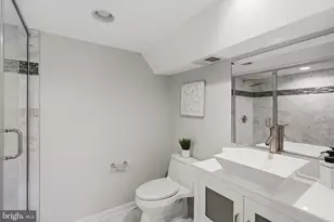 2129 4th St NE, Washington, DC 20002 - Photo 63