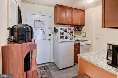 922 24th Street NW #115, Washington, DC 20037 - Photo 9