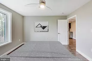 1601 North Carolina Ave NE, Washington, DC 20002 - Photo 9