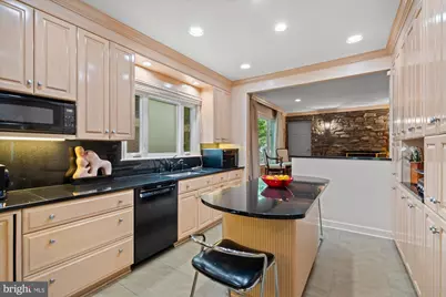 2746 Jenifer Street NW, Washington, DC 20015 - Photo 9