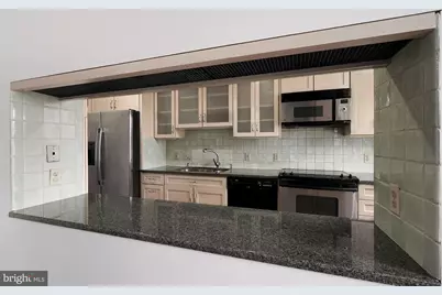 1675 Wisconsin Avenue NW, Washington, DC 20007 - Photo 9