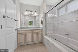 1717 Evarts St NE, Washington, DC 20018 - Photo 13