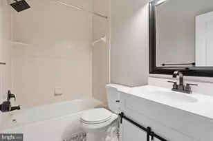 121 Danbury St SW, Washington, DC 20032 - Photo 23